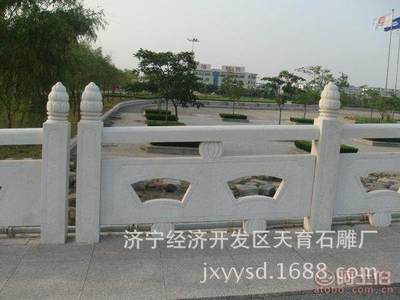 匠心傳承，精雕細(xì)琢——濟(jì)寧經(jīng)濟(jì)開發(fā)區(qū)天育石雕廠常年供應(yīng)優(yōu)質(zhì)石雕欄桿